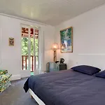 Guest house Chambres De Charme Avec Piscine - Le Monde De Charlie - Proche Vichy 4*