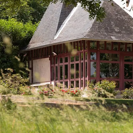 Chambres De Charme Avec Piscine - Le Monde De Charlie - Proche Vichy 4*