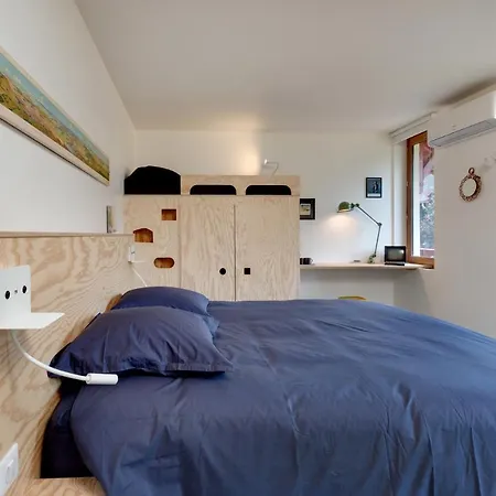 Le Monde De Charlie Гостевой дом Бельрив-сюр-Алье