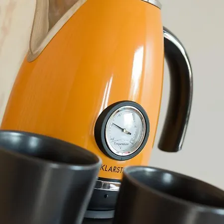 Le Monde De Charlie Бельрив-сюр-Алье