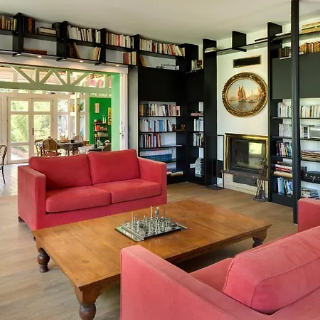 Гостевой дом Le Monde De Charlie