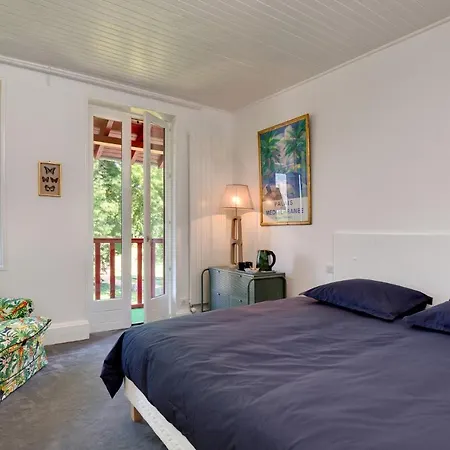 Гостевой дом Le Monde De Charlie 4*