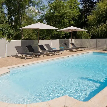 De Charme Avec Piscine - Le Monde De Charlie - Proche Vichy 4*