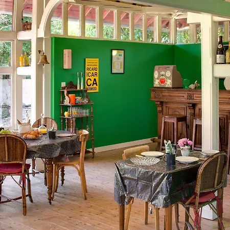 Le Monde De Charlie Гостевой дом