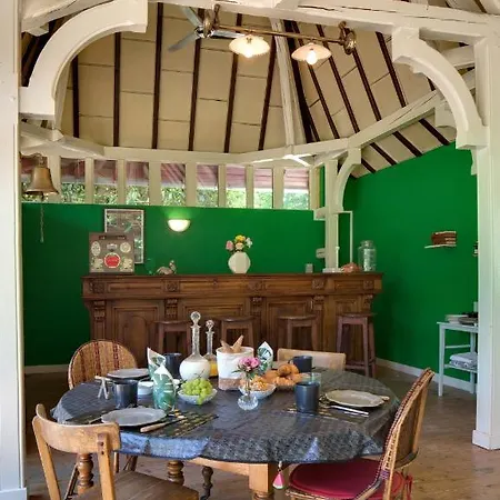 Le Monde De Charlie Pensionat Bellerive-sur-Allier