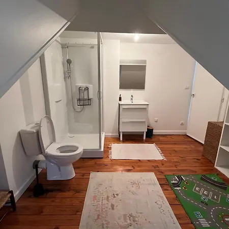 Le Monde De Charlie Гостевой дом 4*