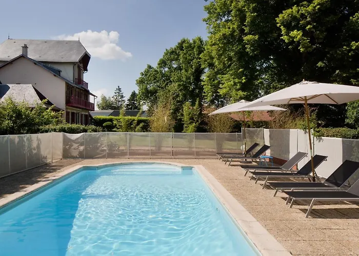 Chambres De Charme Avec Piscine - Le Monde De Charlie - Proche Vichy Бельрив-сюр-Алье