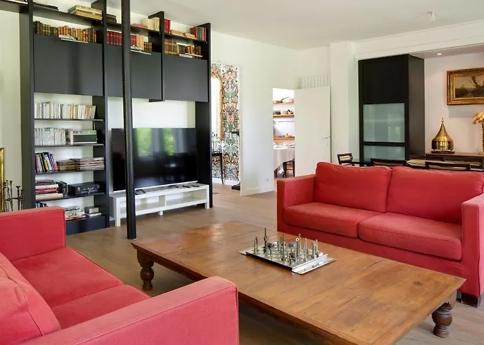 Chambres De Charme Avec Piscine - Le Monde De Charlie - Proche Vichy Гостевой дом 4*