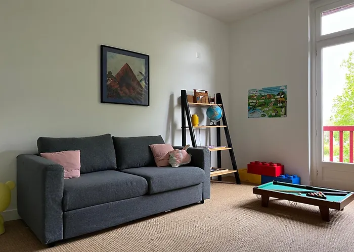 Le Monde De Charlie 4*